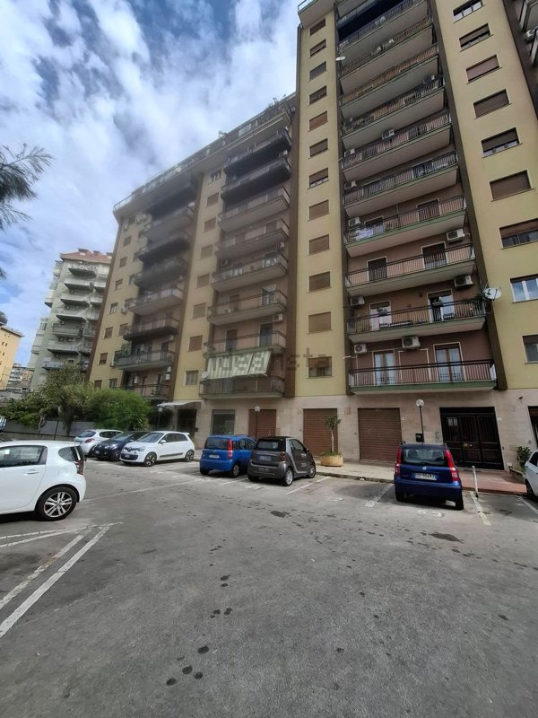 appartamento in vendita a Palermo in zona San Lorenzo