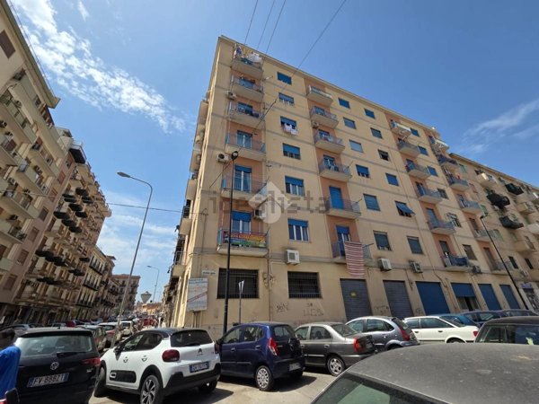appartamento in vendita a Palermo