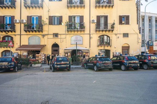 locale commerciale in vendita a Palermo