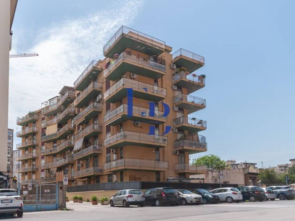appartamento in vendita a Palermo in zona Calatafimi / Cuba