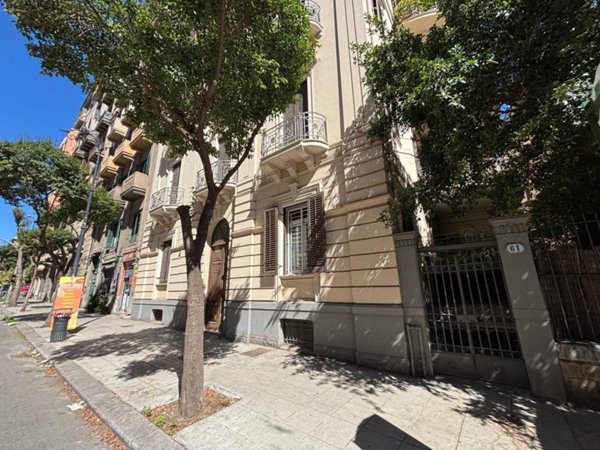ufficio in vendita a Palermo in zona Libertà