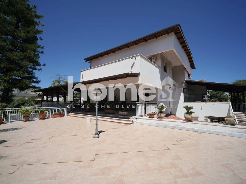 casa indipendente in vendita a Palermo in zona Uditore