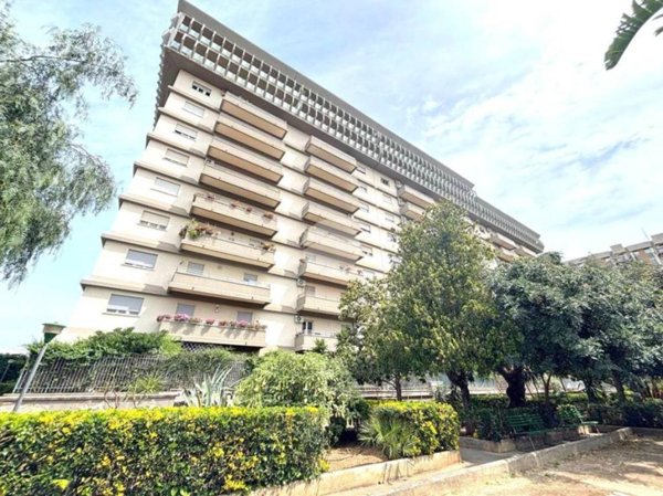 appartamento in vendita a Palermo in zona Zisa
