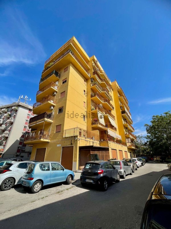 appartamento in vendita a Palermo in zona Zisa