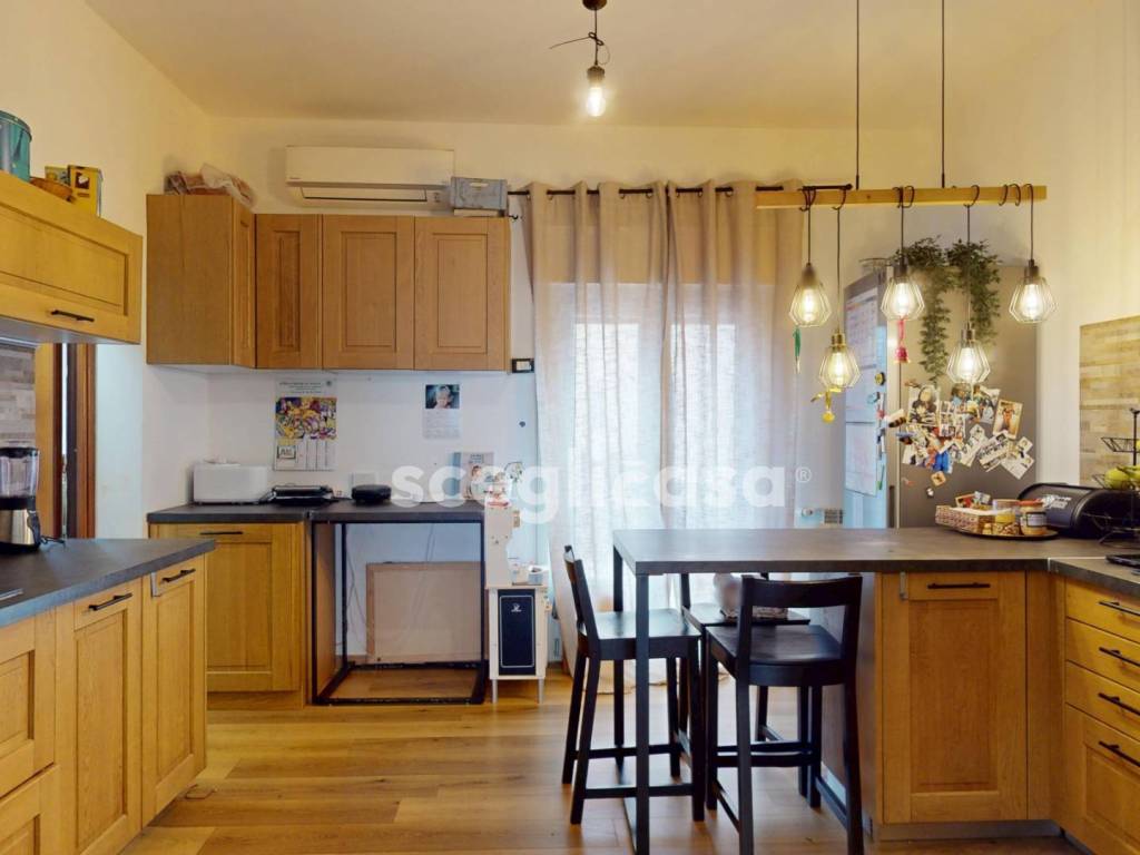 appartamento in vendita a Palermo in zona Zisa