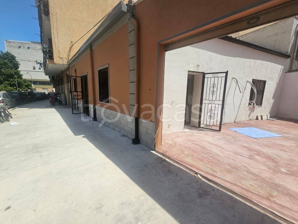 casa indipendente in vendita a Palermo in zona Noce