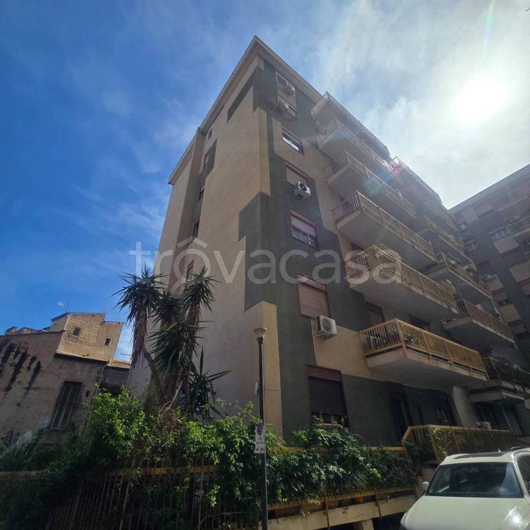 appartamento in vendita a Palermo in zona Calatafimi / Cuba