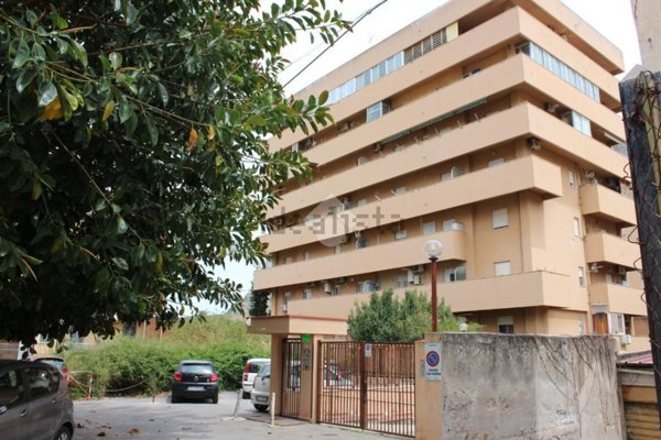 appartamento in vendita a Palermo in zona Pallavicino