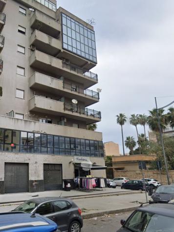 negozio in vendita a Palermo in zona Libertà