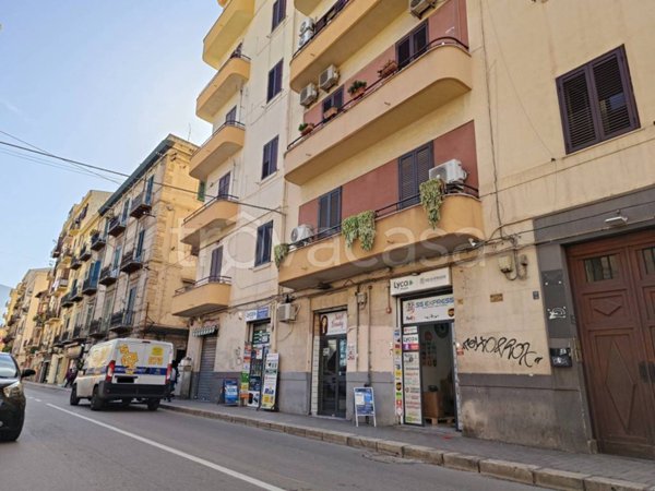 negozio in vendita a Palermo in zona Oreto