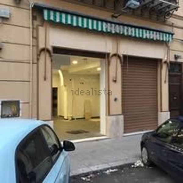 locale commerciale in vendita a Palermo