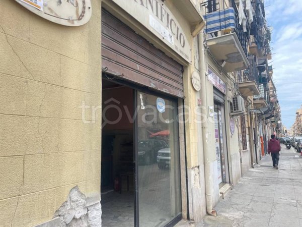 negozio in vendita a Palermo in zona Oreto