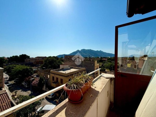 appartamento in vendita a Palermo in zona Partanna