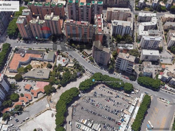 negozio in vendita a Palermo in zona Malaspina/Palagonia