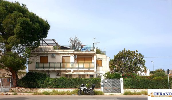 casa indipendente in vendita a Palermo in zona Mondello