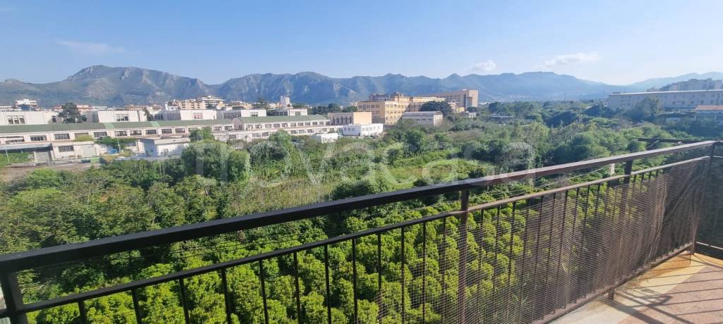 appartamento in vendita a Palermo in zona Politeama