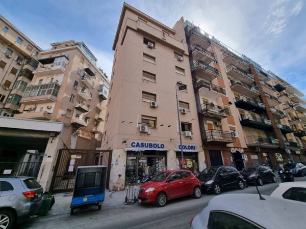 ufficio in vendita a Palermo