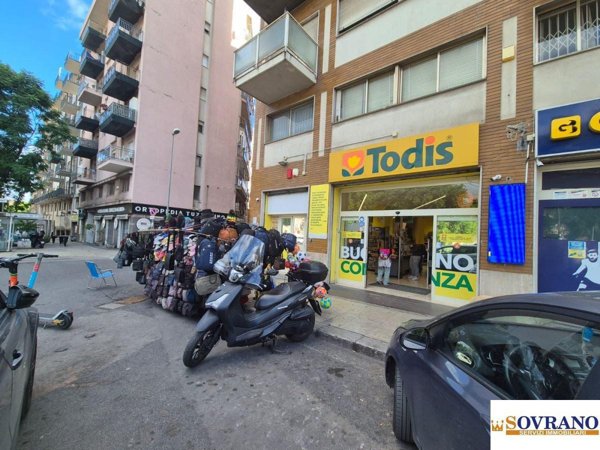 negozio in vendita a Palermo