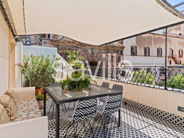 appartamento in vendita a Palermo in zona Centro storico