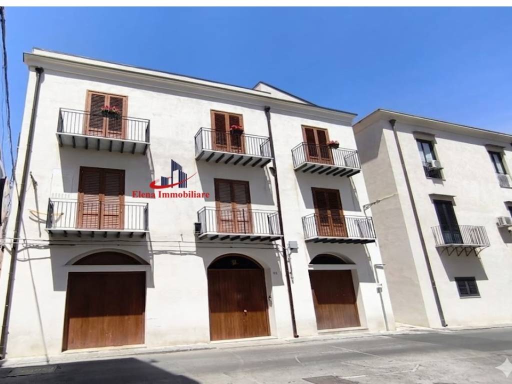 negozio in vendita a Palermo in zona Centro storico