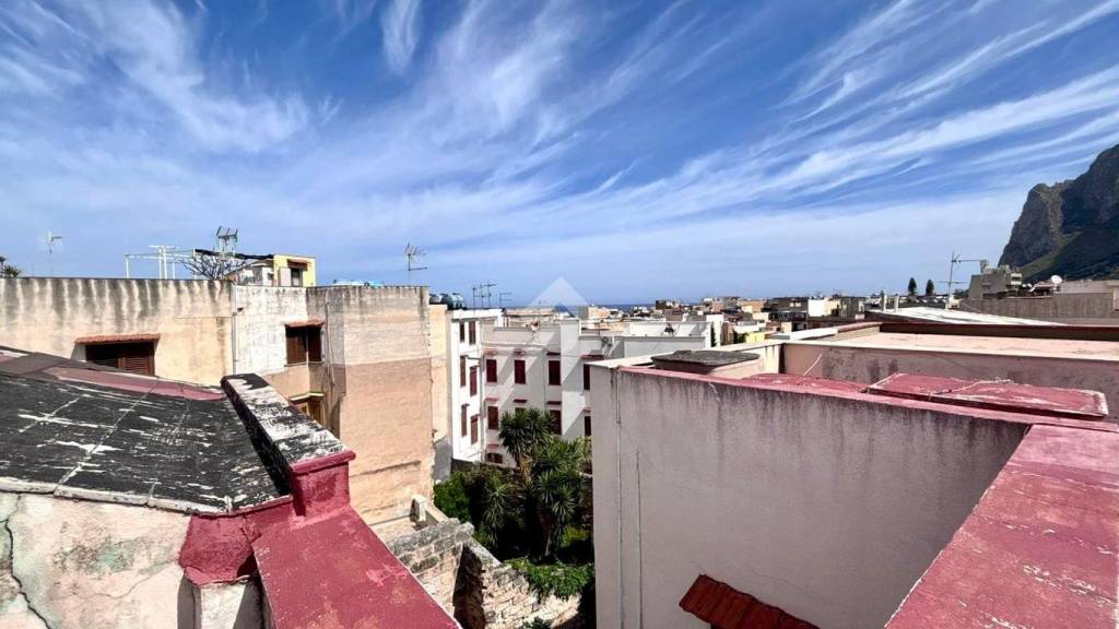 appartamento in vendita a Palermo in zona Sferracavallo