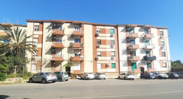 appartamento in vendita a Palermo in zona Chiavelli