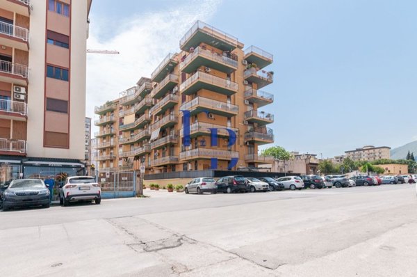 appartamento in vendita a Palermo in zona Calatafimi / Cuba
