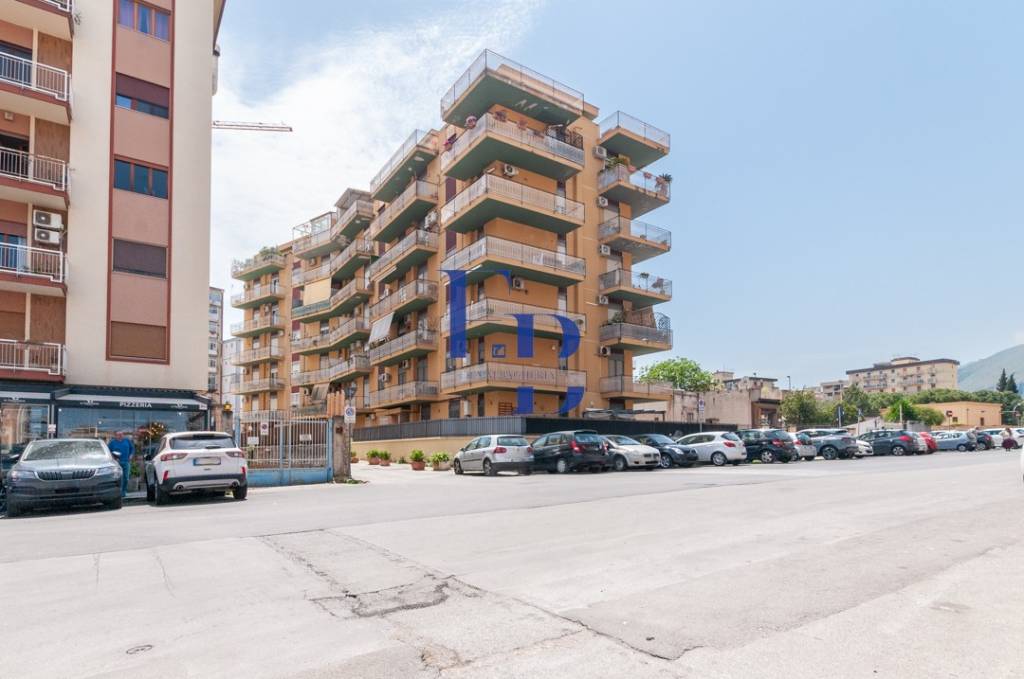 appartamento in vendita a Palermo in zona Calatafimi / Cuba