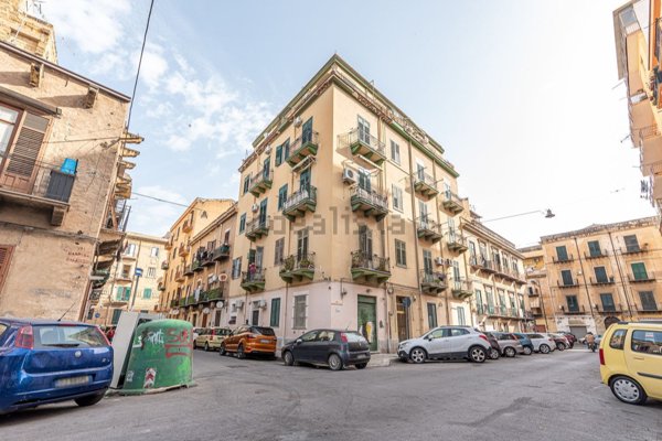 appartamento in vendita a Palermo in zona Oreto