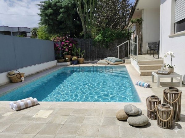 casa indipendente in vendita a Palermo in zona Mondello