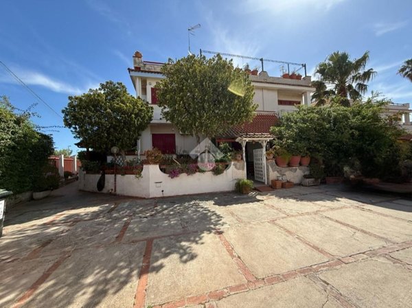 casa indipendente in vendita a Palermo in zona Mondello