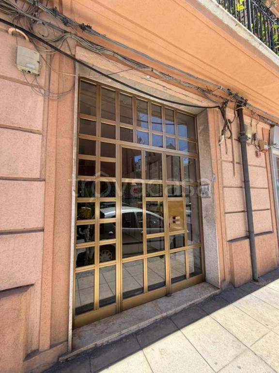appartamento in vendita a Palermo in zona Malaspina/Palagonia