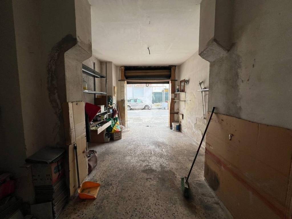 appartamento in vendita a Palermo in zona Zisa