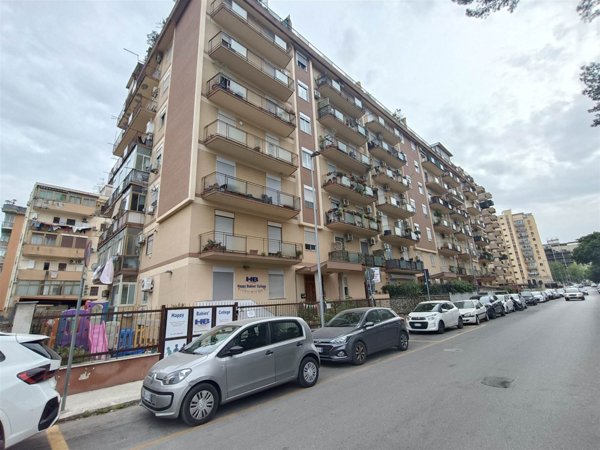appartamento in vendita a Palermo in zona Resuttana