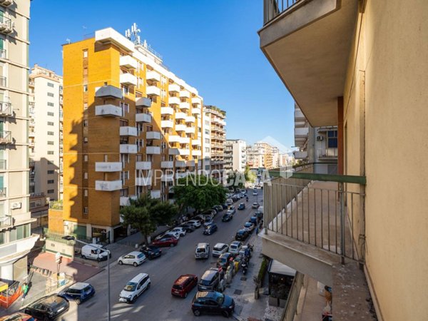 appartamento in vendita a Palermo in zona Libertà