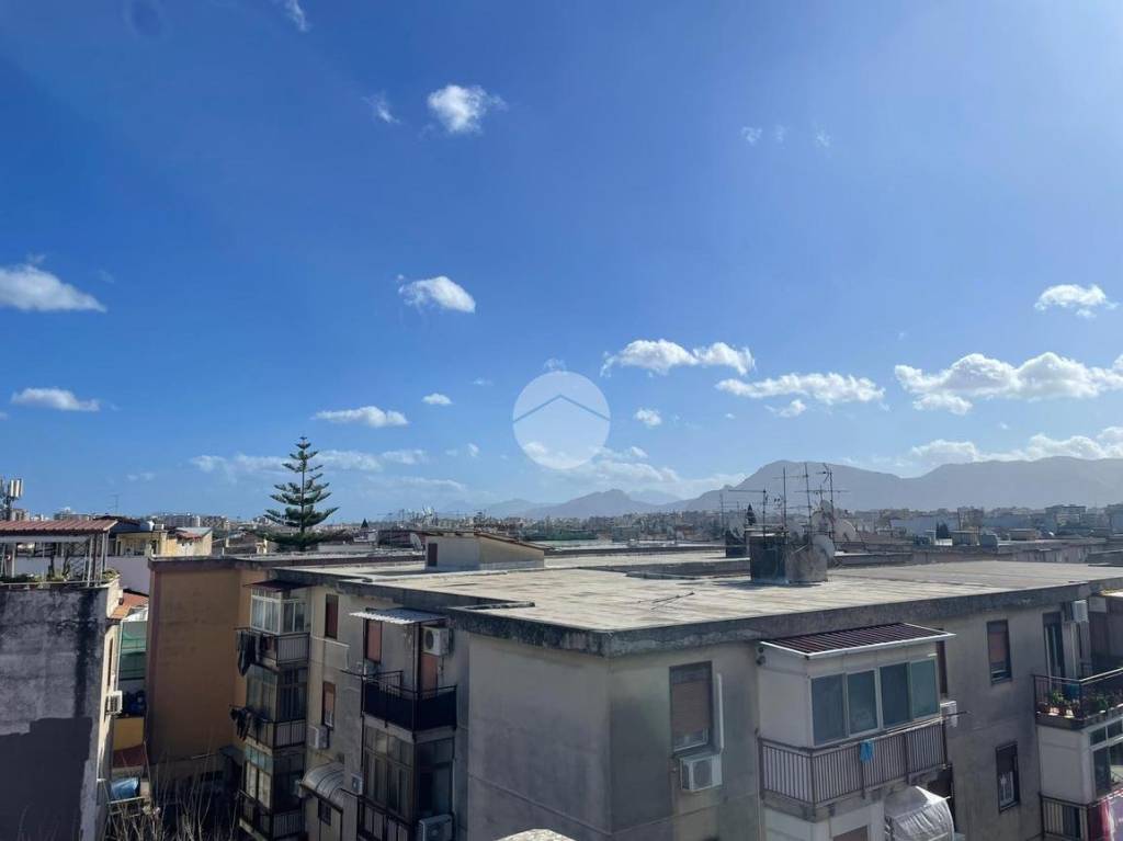 appartamento in vendita a Palermo in zona Cruillas
