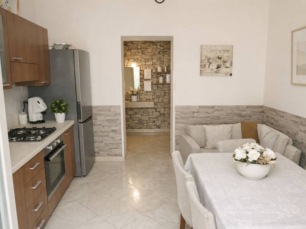 appartamento in vendita a Palermo in zona Zisa
