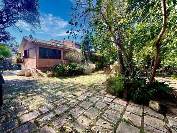 casa indipendente in vendita a Palermo in zona Addaura