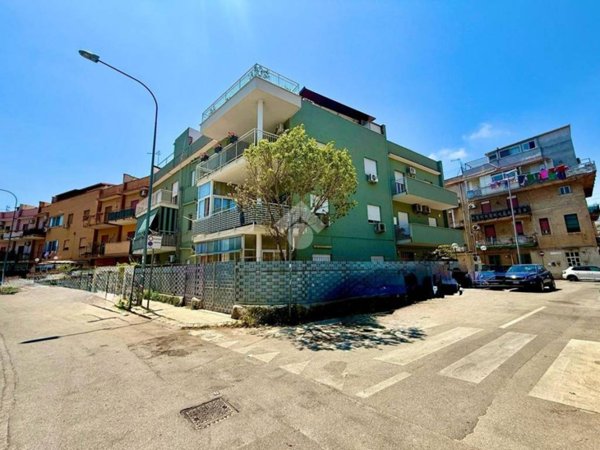 appartamento in vendita a Palermo in zona Partanna