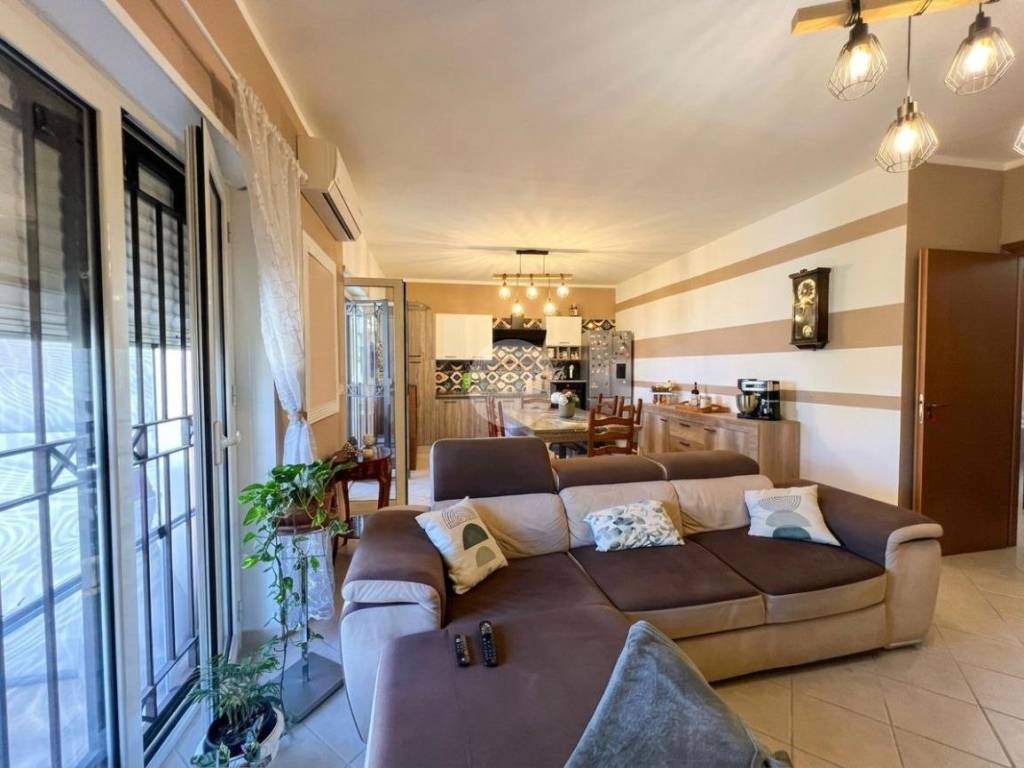appartamento in vendita a Palermo in zona Croceverde