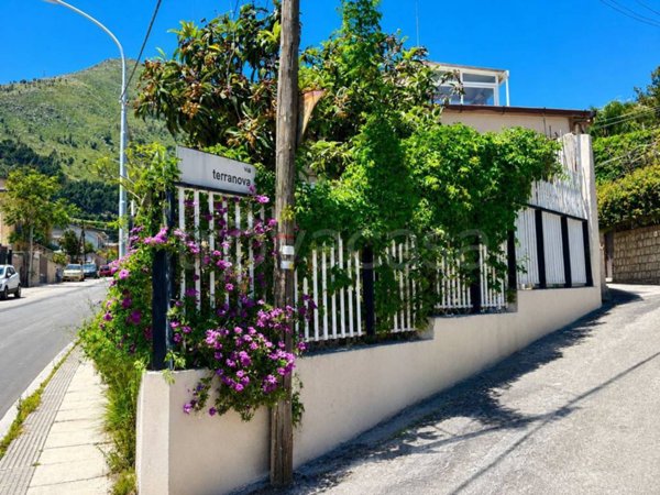 casa indipendente in vendita a Palermo in zona Boccadifalco