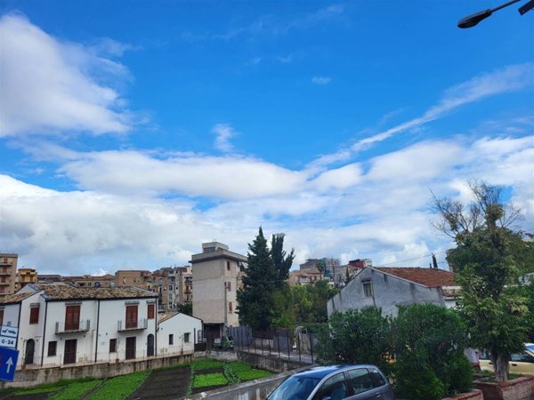 casa indipendente in vendita a Palermo in zona Centro storico