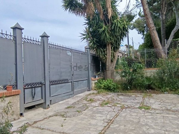casa indipendente in vendita a Palermo in zona Boccadifalco