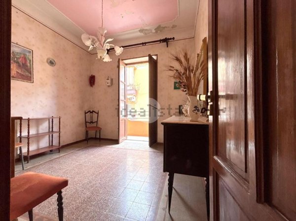 appartamento in vendita a Palermo in zona Malaspina/Palagonia