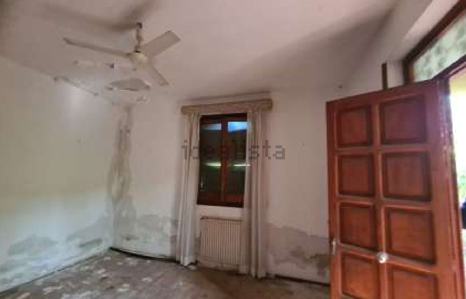 pentavano in vendita a Palermo in zona Sferracavallo