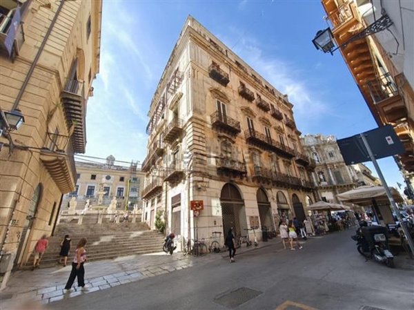 appartamento in vendita a Palermo in zona Centro storico