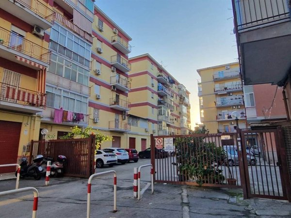 appartamento in vendita a Palermo in zona Montegrappa / Santa Rosalia