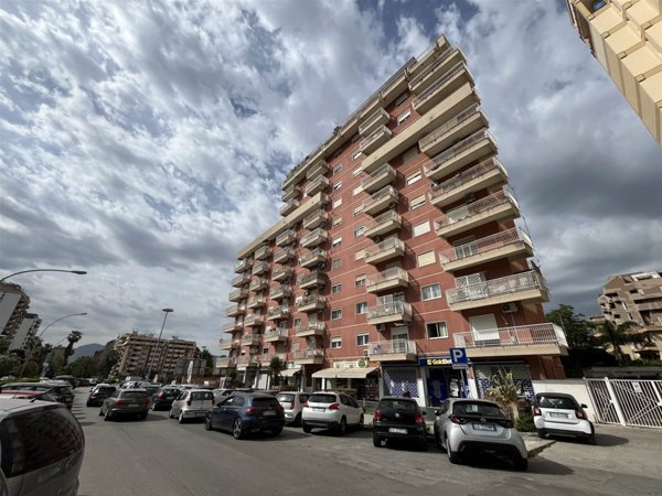 appartamento in vendita a Palermo in zona Resuttana