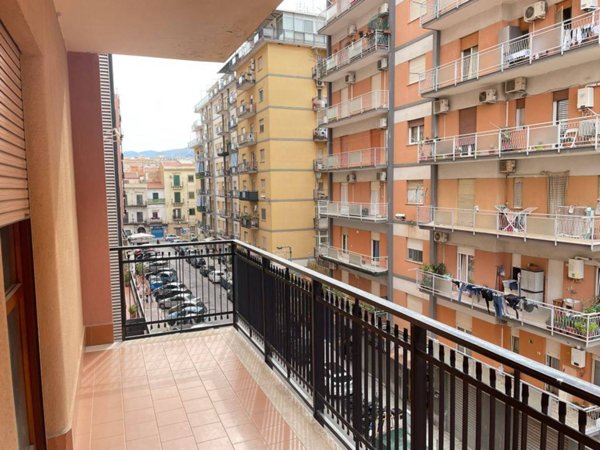 appartamento in vendita a Palermo in zona Montegrappa / Santa Rosalia
