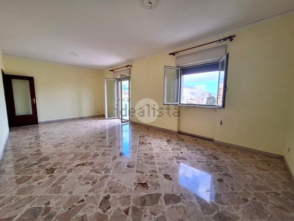 appartamento in vendita a Palermo in zona San Lorenzo